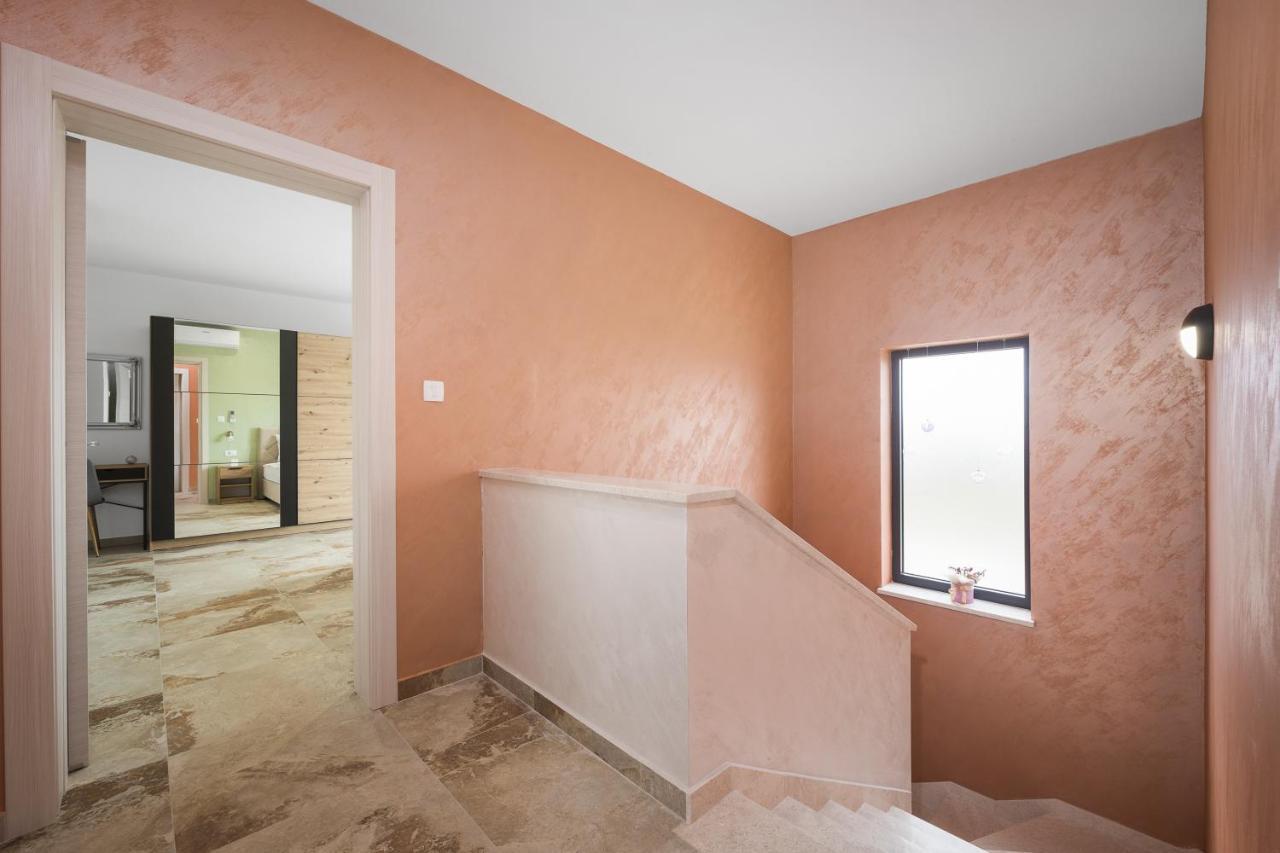 Villa Nur Pula Extérieur photo