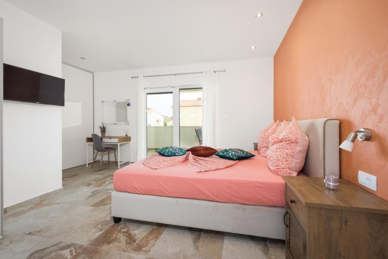 Villa Nur Pula Extérieur photo